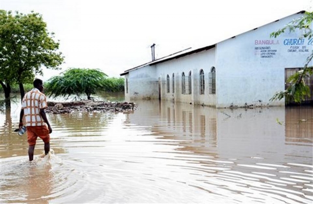 82Malawi Floods