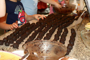 2024-11-22-Brittanys-Dream-2016-trip-gallery-1-more cakeballs-4x